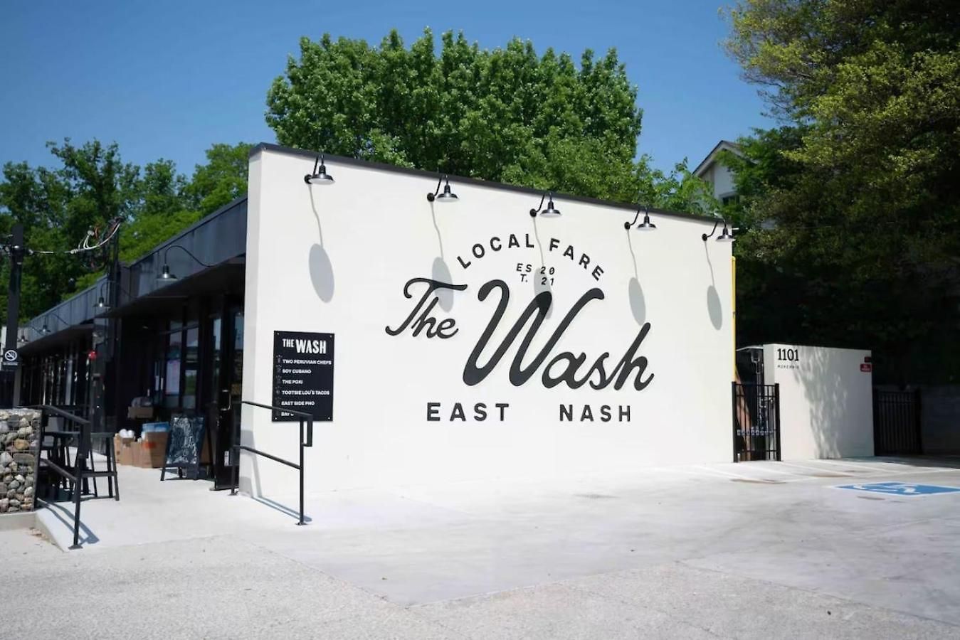 Vibrant Multi Building That Sleeps 48 With 7 Units * Nashville
