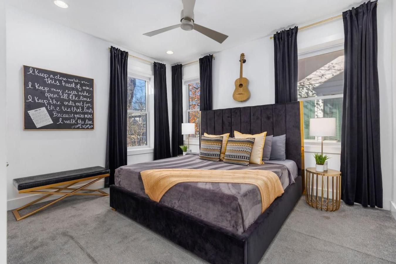Two Adjacent Homes In 12 South And Belmont Area Sleeps 20 People * Nashville