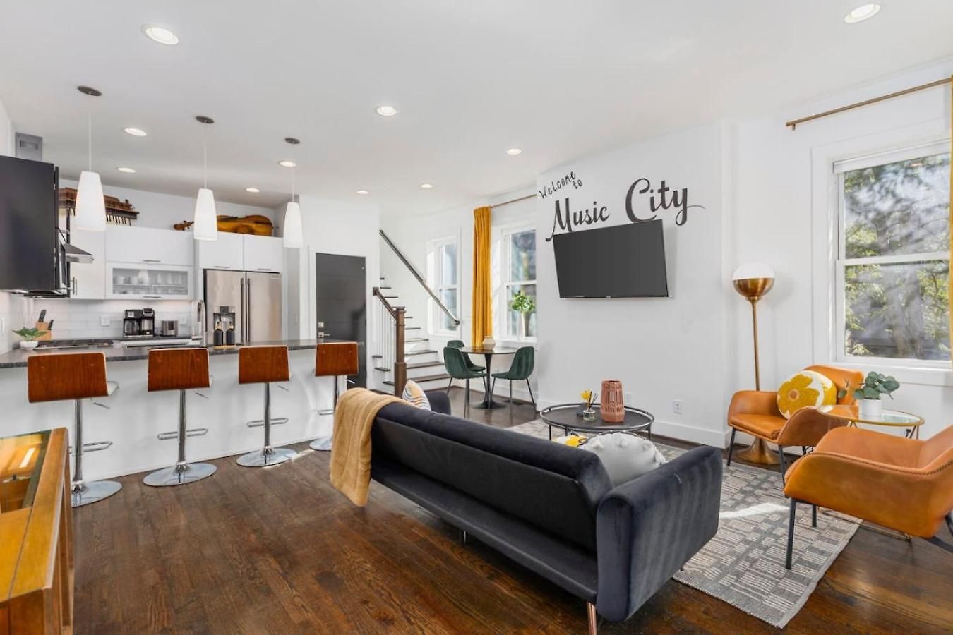 Two Adjacent Homes In 12 South And Belmont Area Sleeps 20 People Nashville