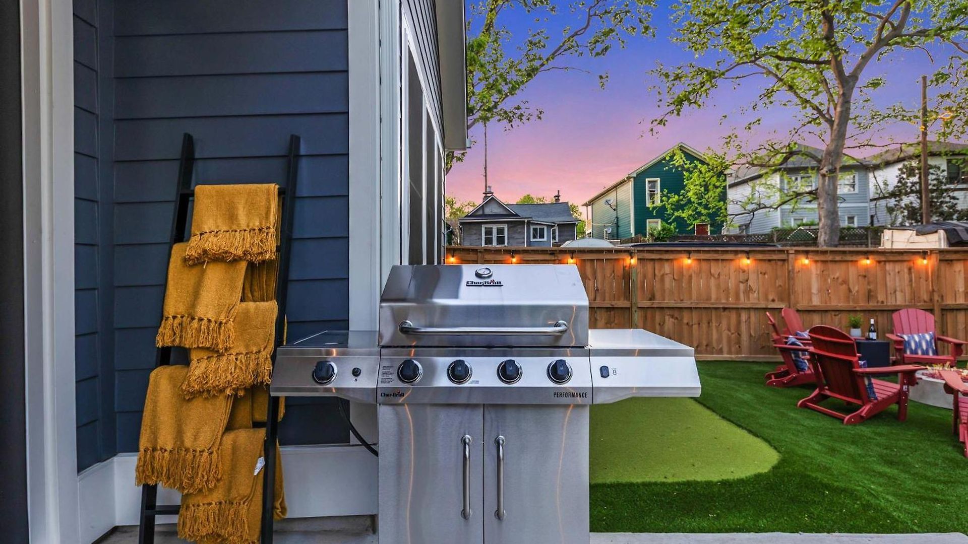 The Morrison - Karaoke Theater Backyard Oasis Holiday home *