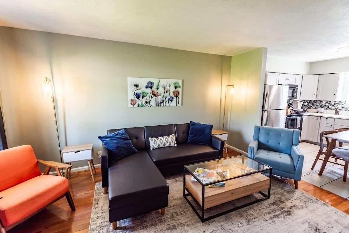 Riverside Retreat Near 5 Points Nashville