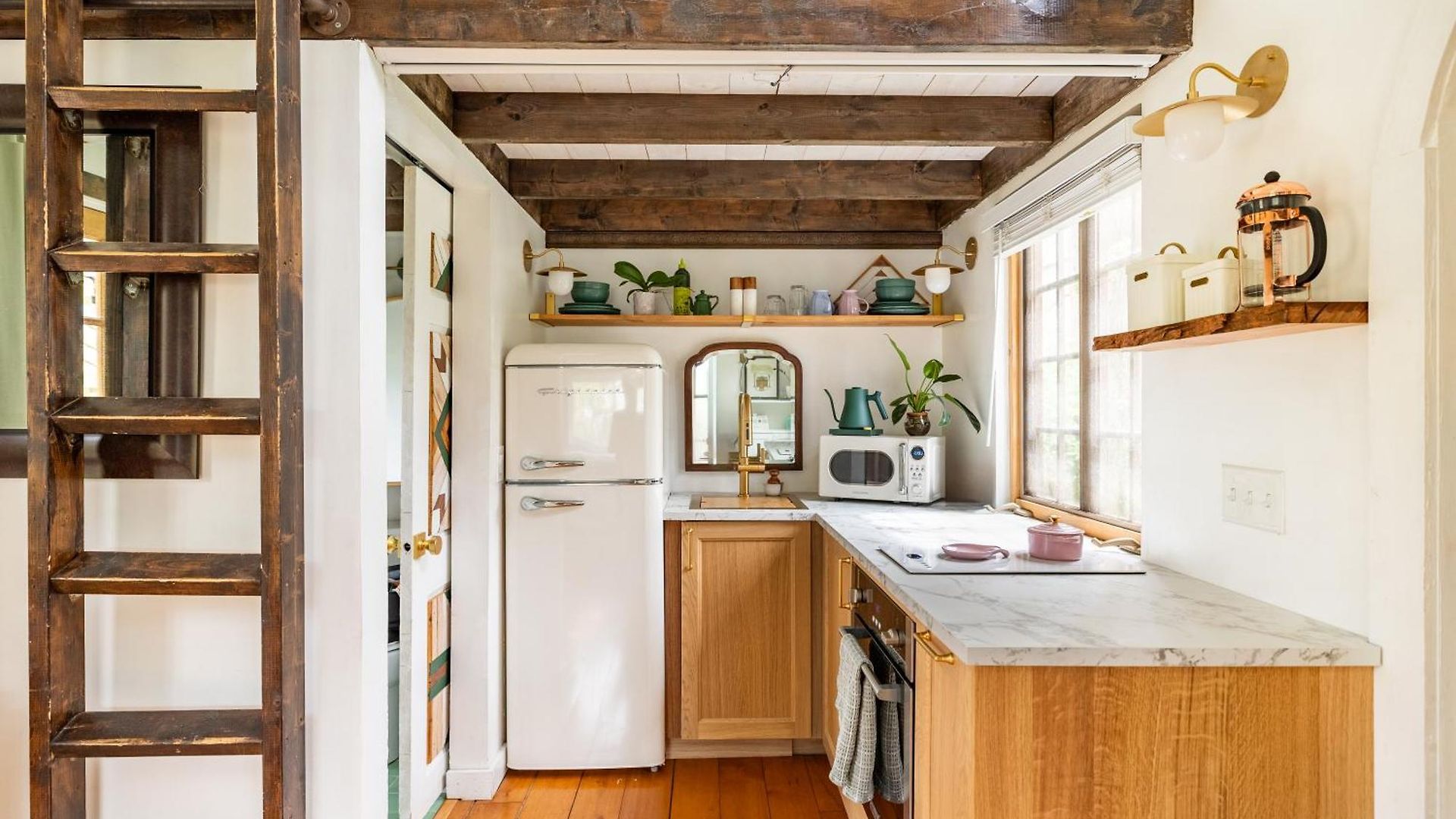 Dreamy Tiny House With Hot Tub And Garden Patio *