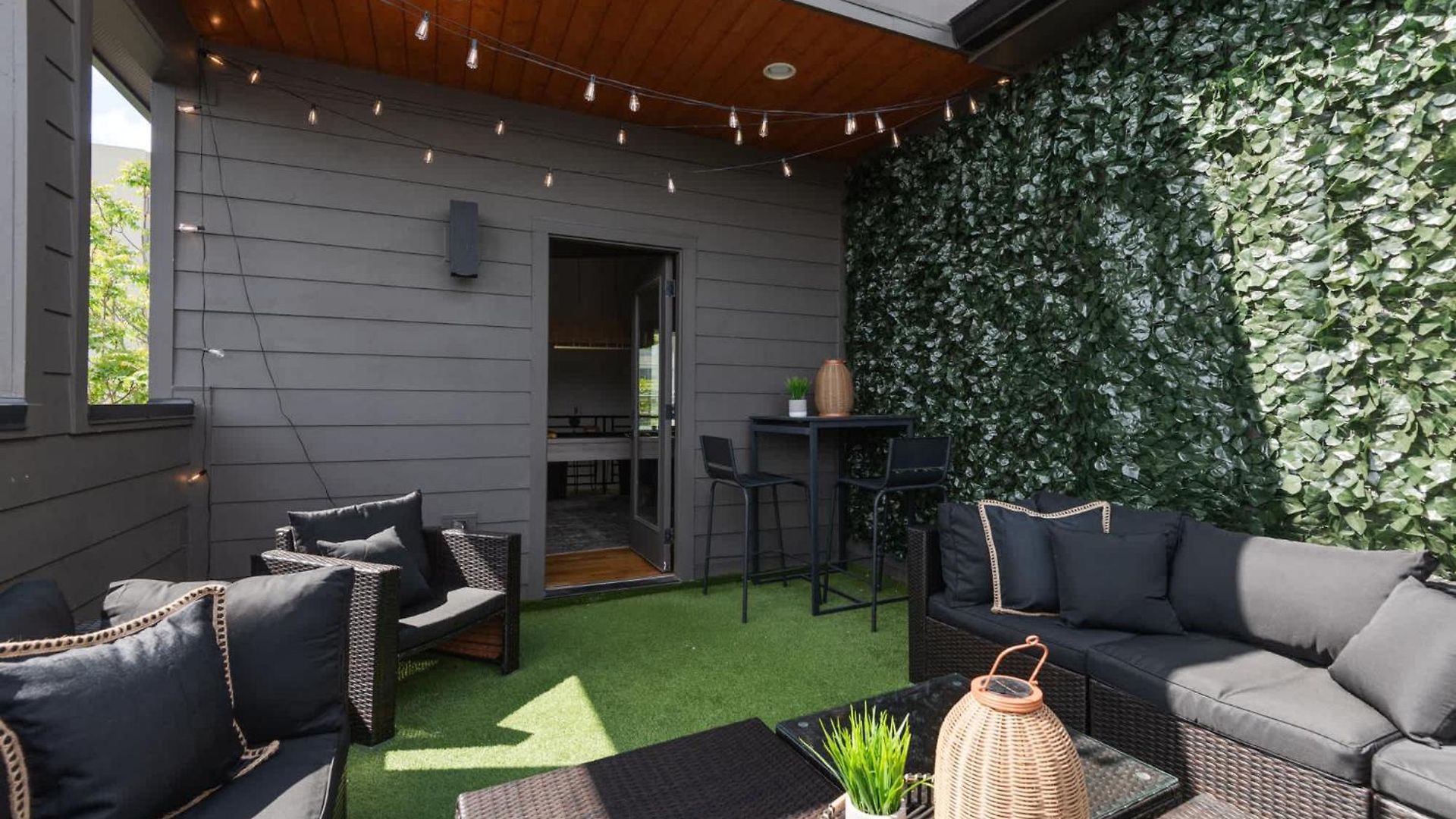 Holiday home The Gambler - Pool Table Rooftop With Firepit *