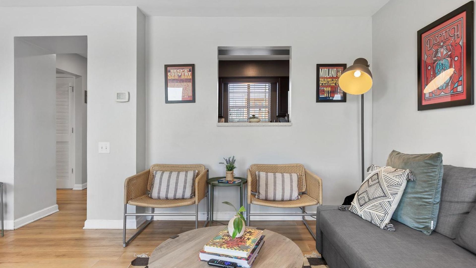 Oasis Walk To Broadway With Pool, Parking, Gym And Patio Apartment Nashville
