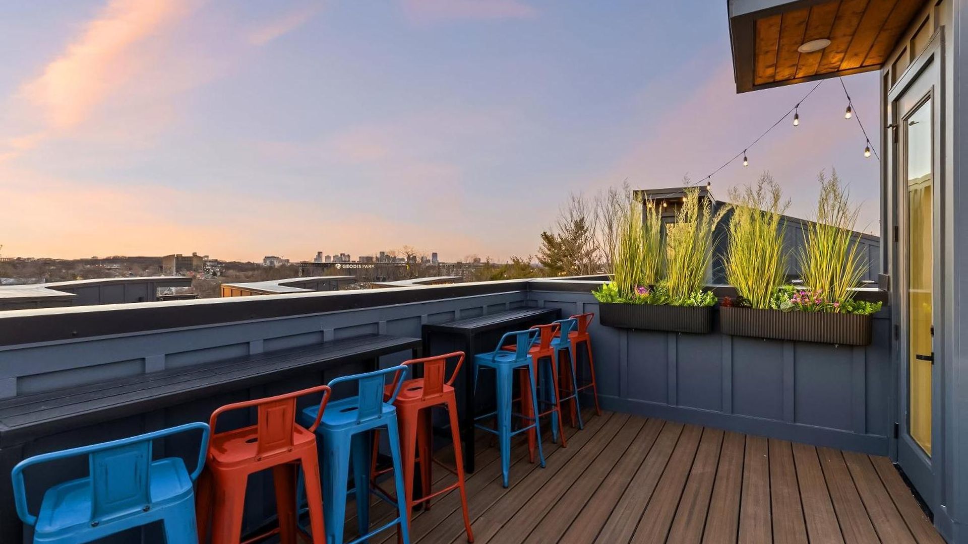 Rooftop Hot Tub Game Barrel Sauna Holiday home Nashville