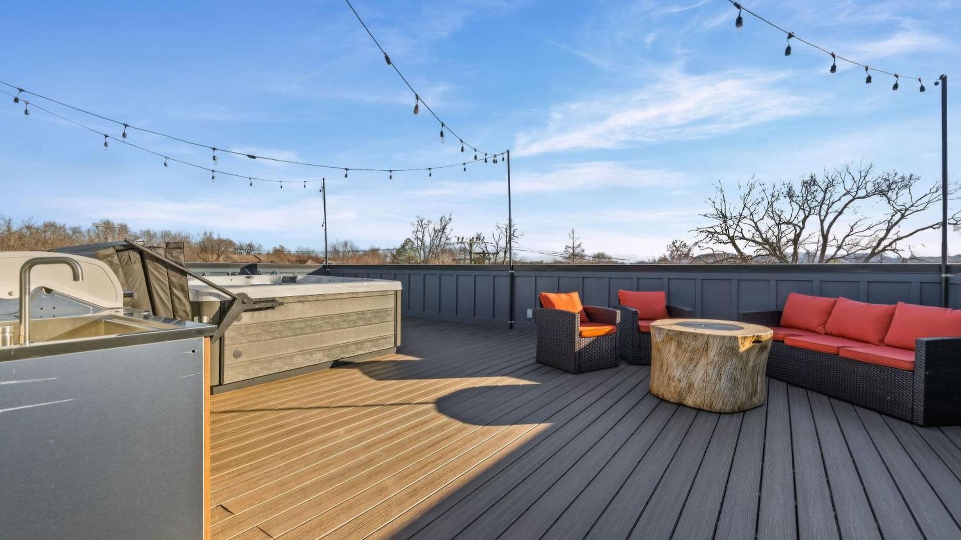 Holiday home Rooftop Hot Tub Game Barrel Sauna