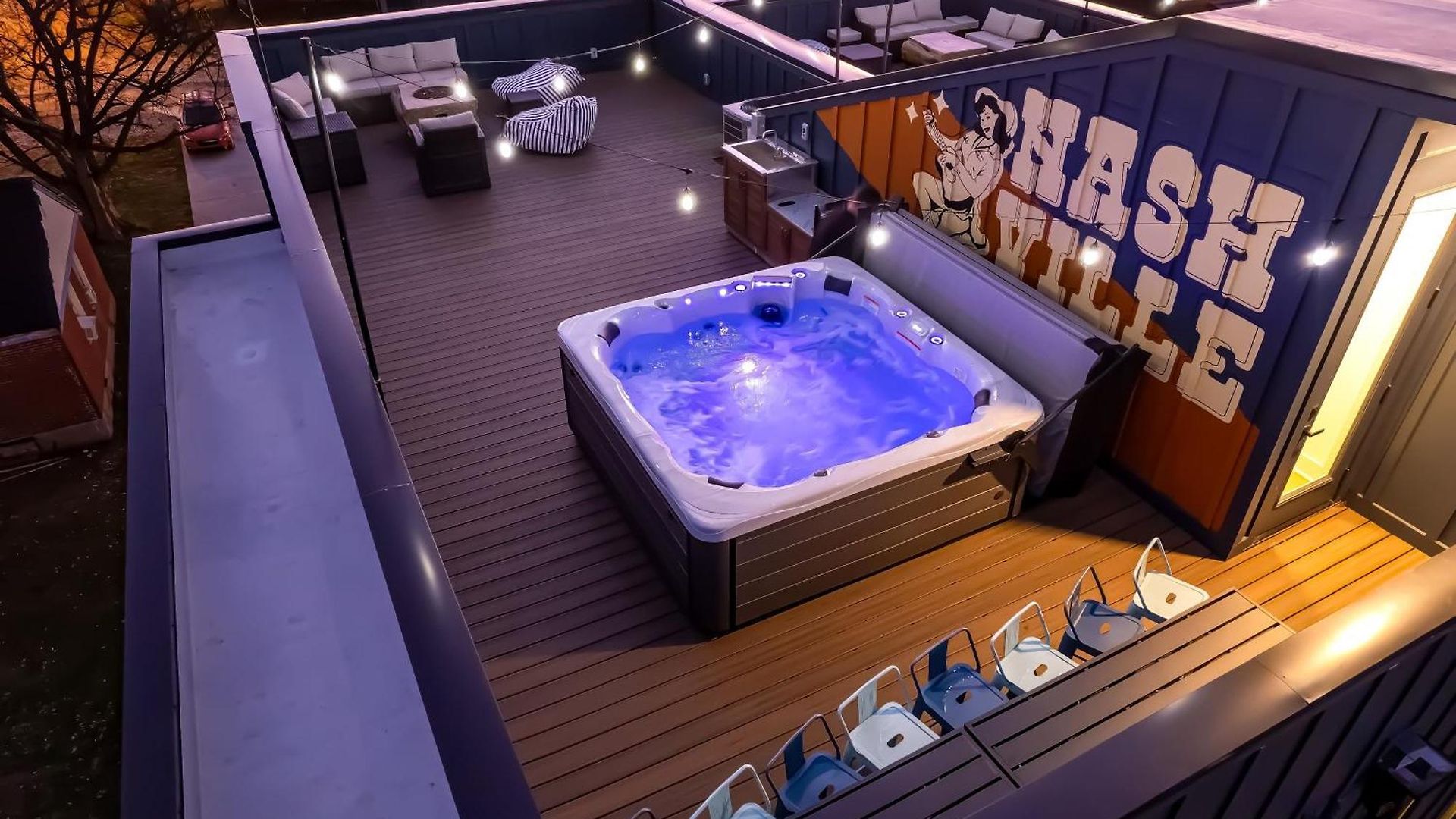 Holiday home Twin Homes Rooftop Deck Hot Tub Outdoor Kitchen *
