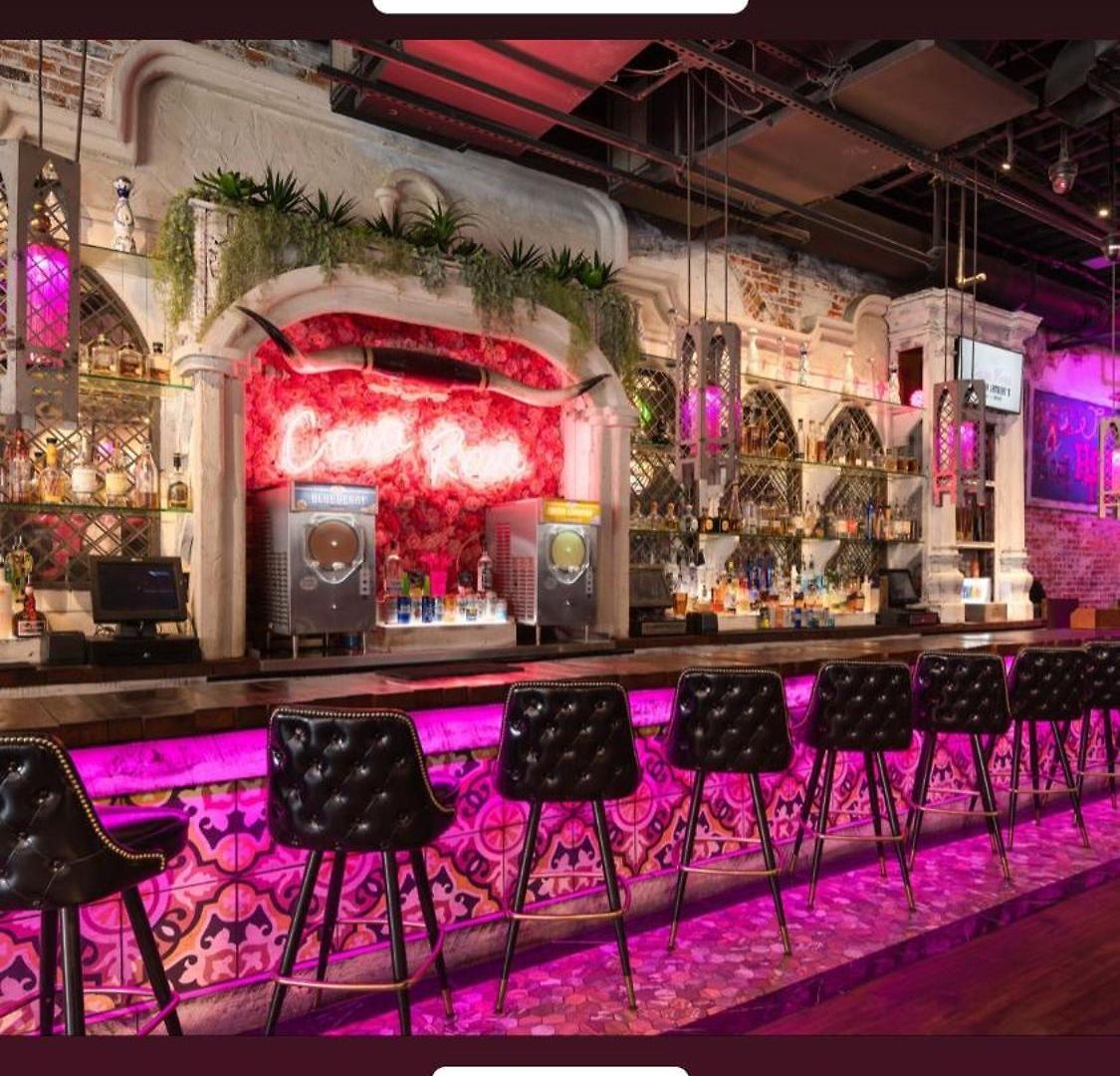 Walk To Broadway From The 12/30 Lounge In Downtown Nashville! Nashville