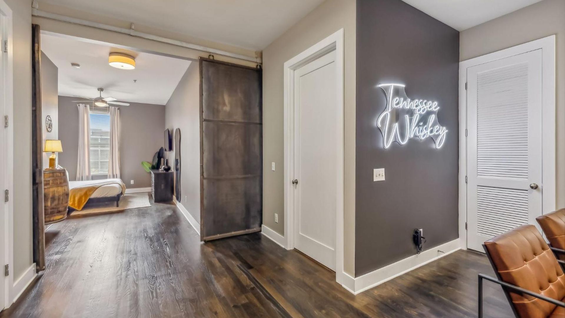 The Tennessee Whiskey In West End-vandy- Uber To Broadway Holiday home