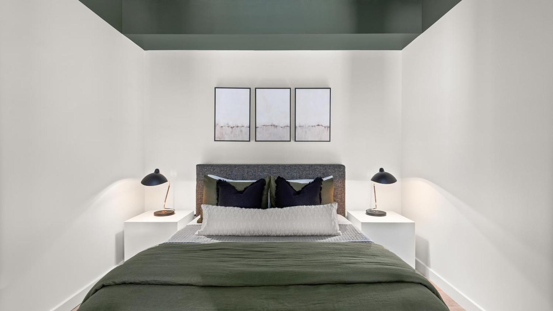 Holiday home Layla's Downtown Nash Retreat | Walk To Broadway - Pool, Gym, Private Balcony, And More! *