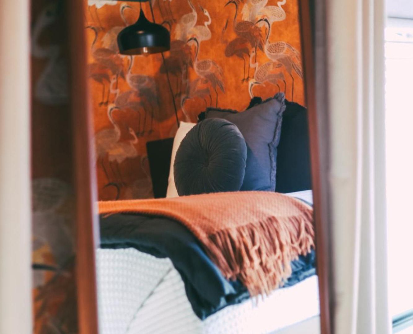 Layla's Downtown Nash Retreat | Walk To Broadway - Pool, Gym, Private Balcony, And More! Holiday home