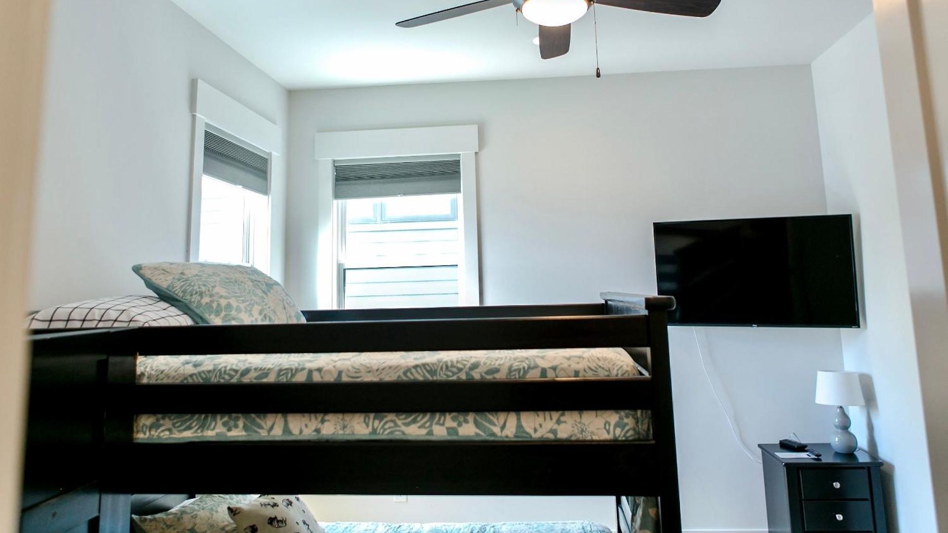 The Urban River - 4br Getaway Holiday home *