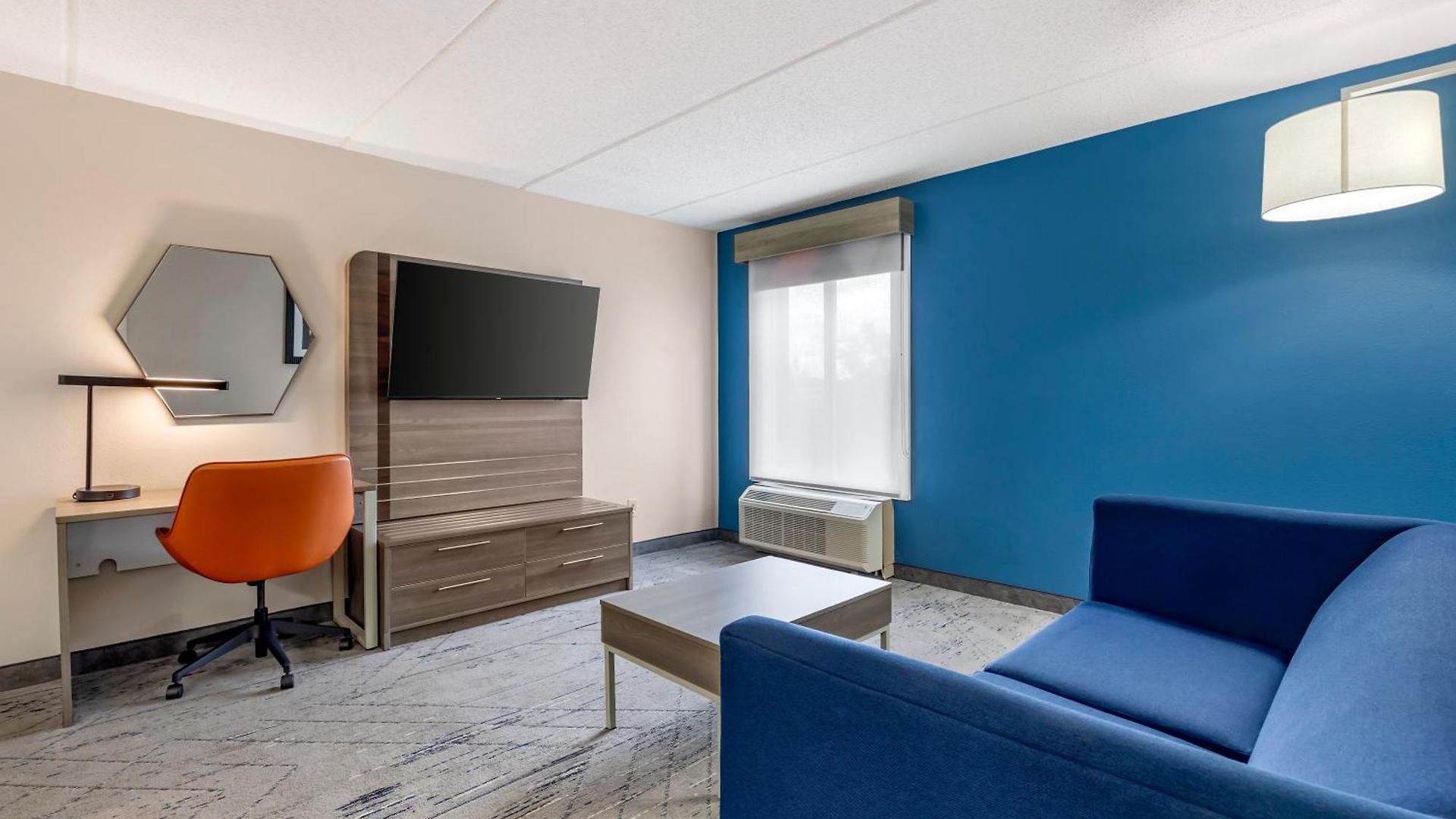 Express & Southeast - Antioch By Ihg Hotel