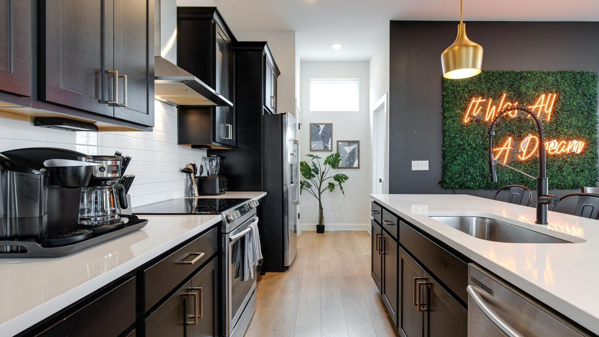 Live Your Dream 10 Min To Broadway Holiday home Nashville