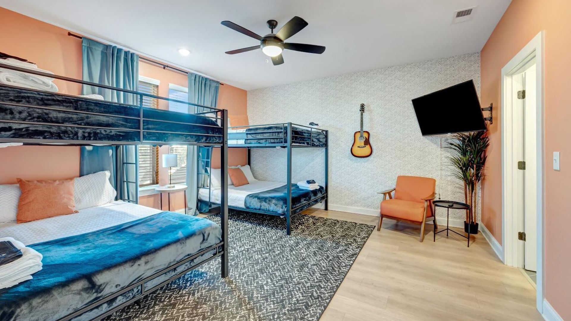 Holiday home Live Your Dream 10 Min To Broadway *
