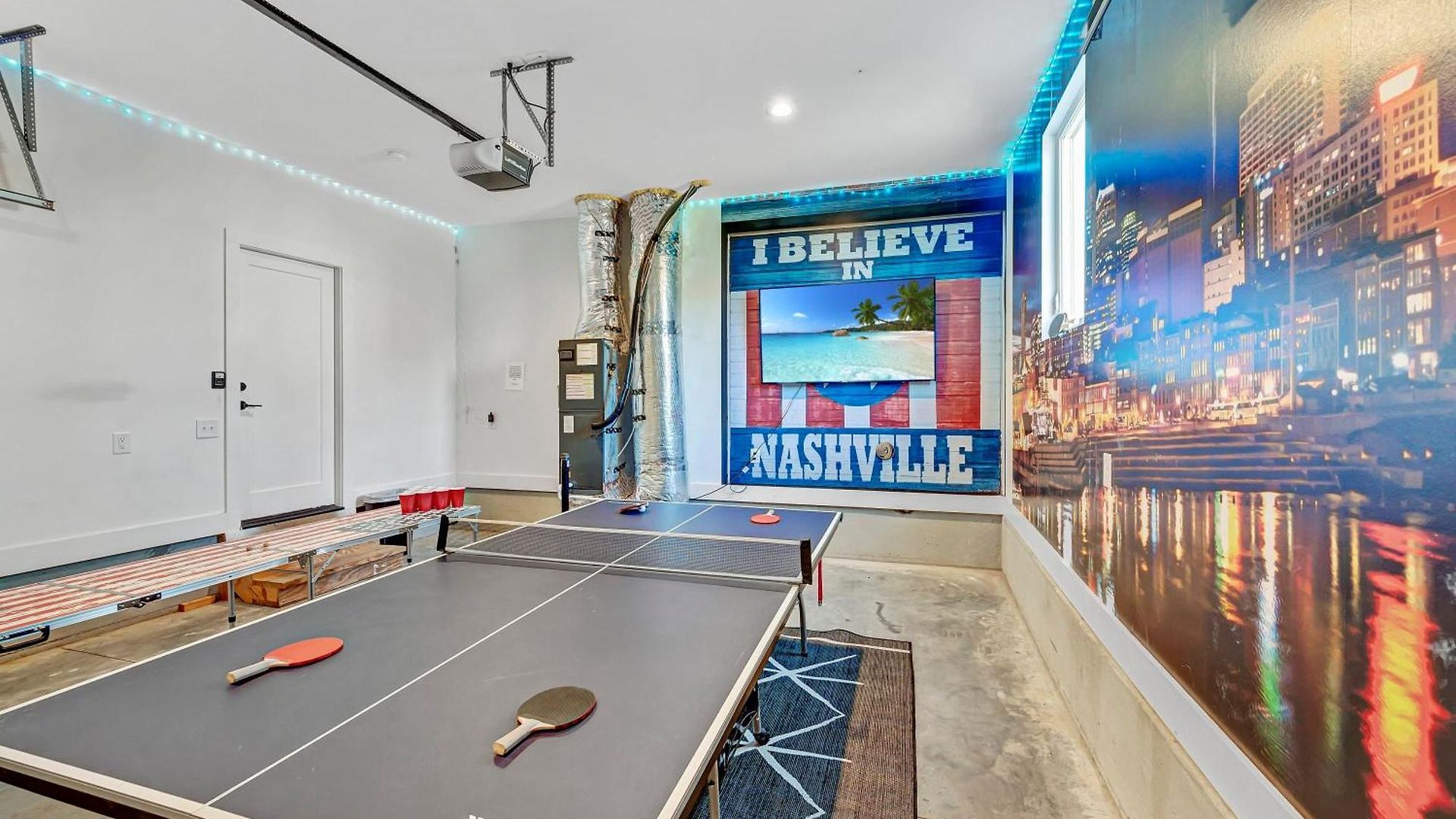 Private Roof Deck - Game - Broadway In 10