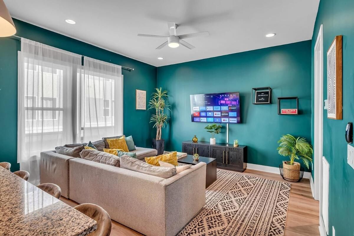Huge Roof Deck With Games 10 Mins To Broadway Holiday home