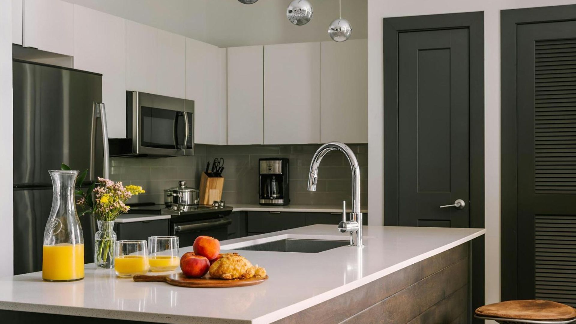 Aparthotel Sonder By Marriott Bonvoy Village 21 Hillsboro Village 4*