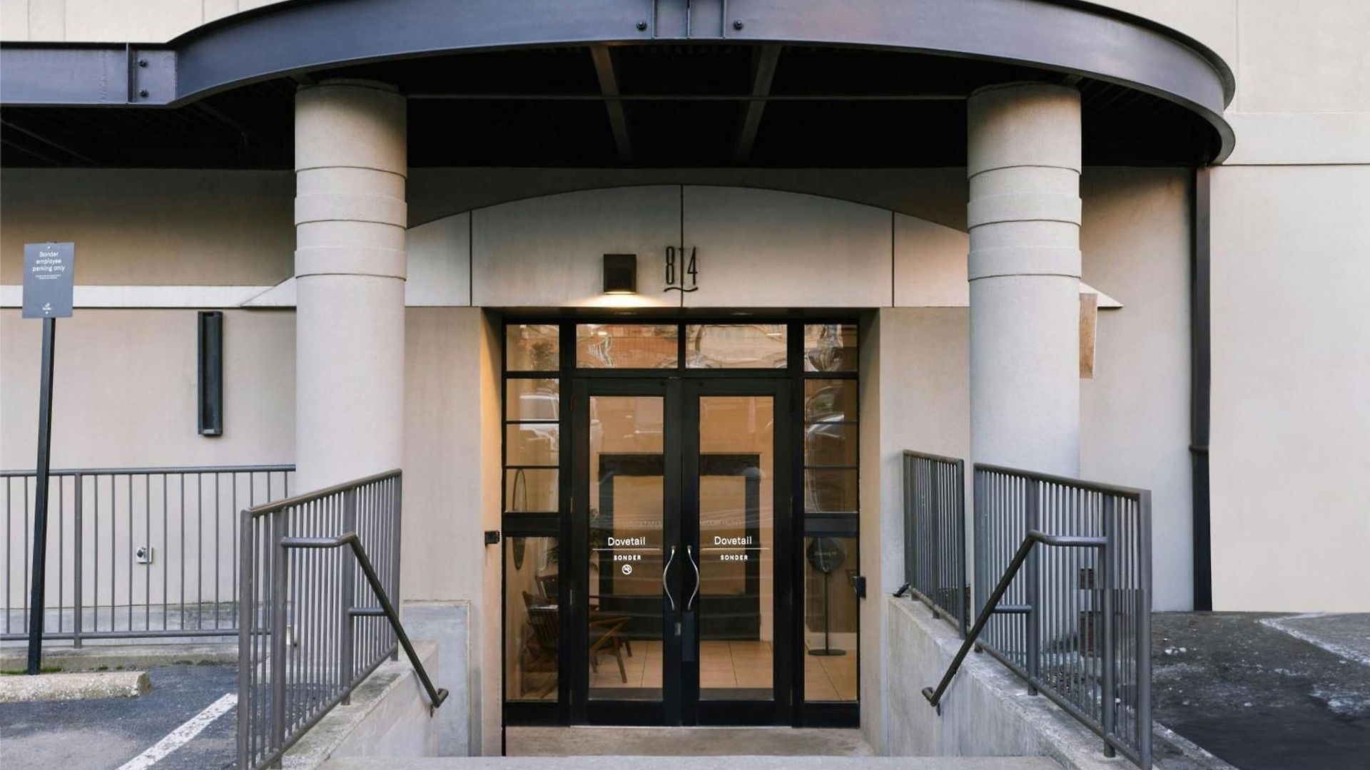 Aparthotel Boulevard Downtown 4*