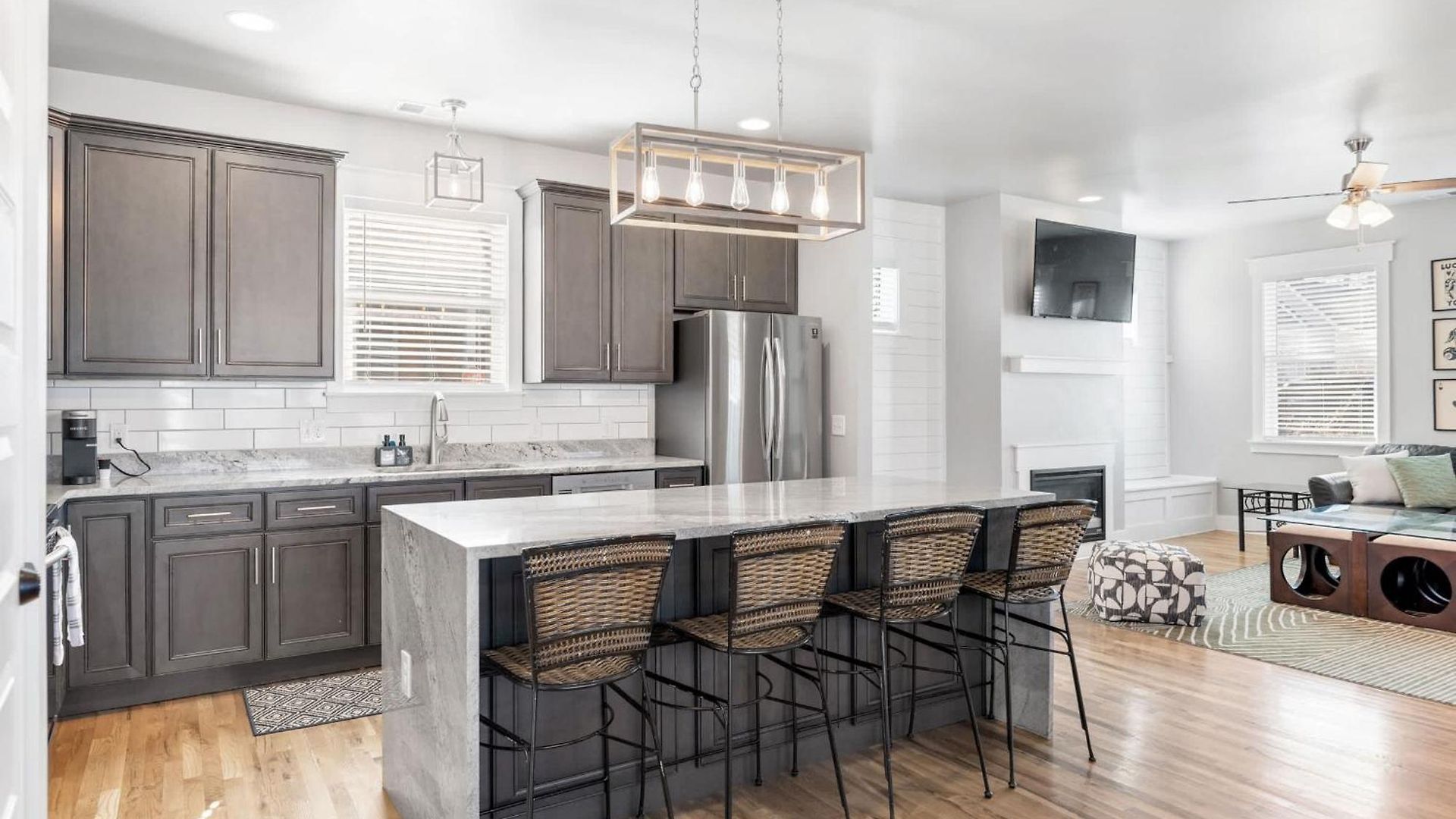 Lucky Bachelor 5 Min To Broadway With Hot Tub * Nashville