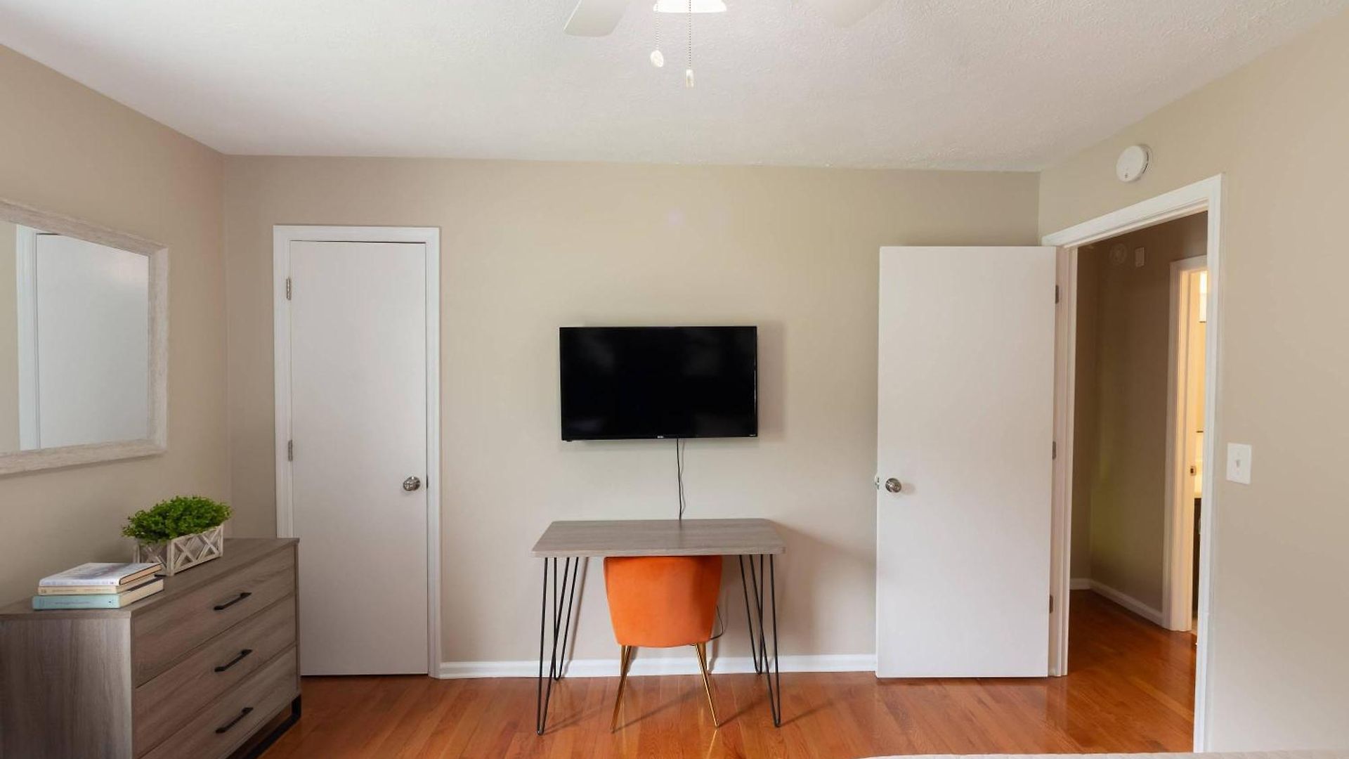 East Getaway - Walk To Parks Golf & Music Spots Holiday home Nashville