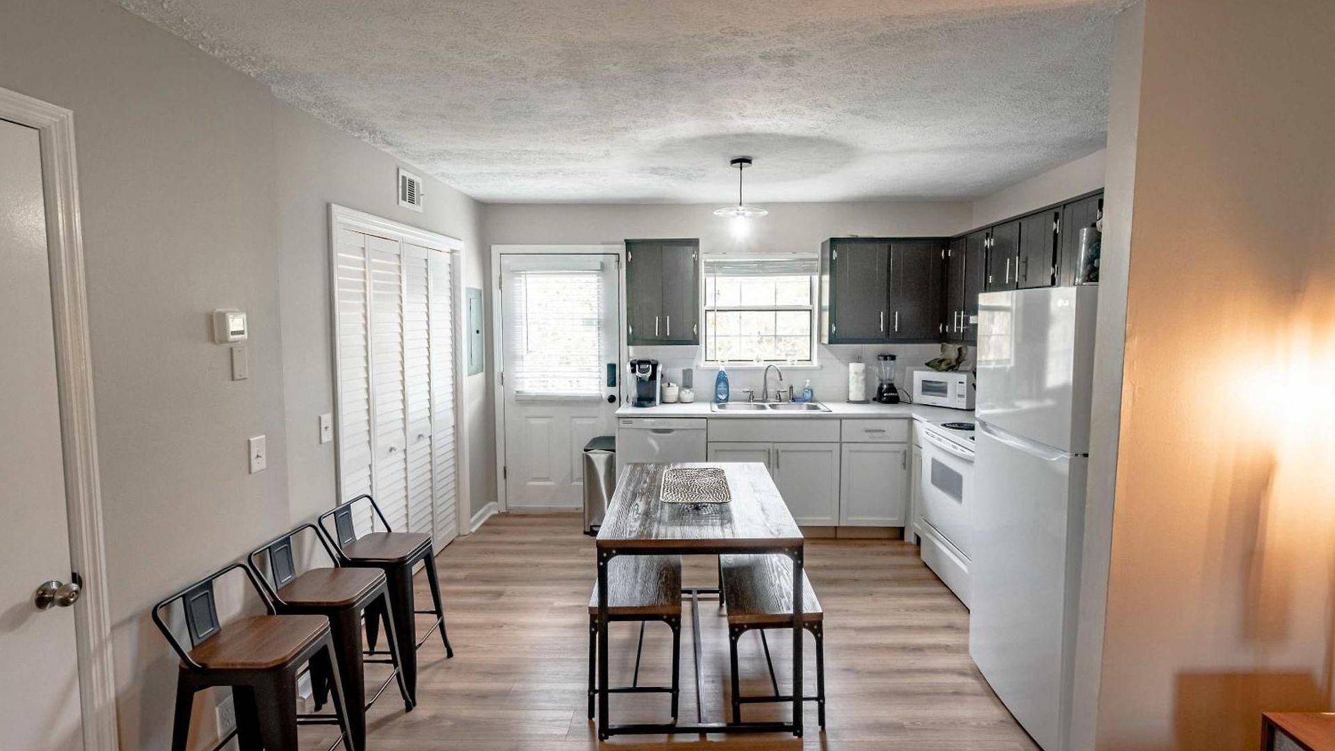 Holiday home East Getaway - Walk To Parks Golf & Music Spots Nashville