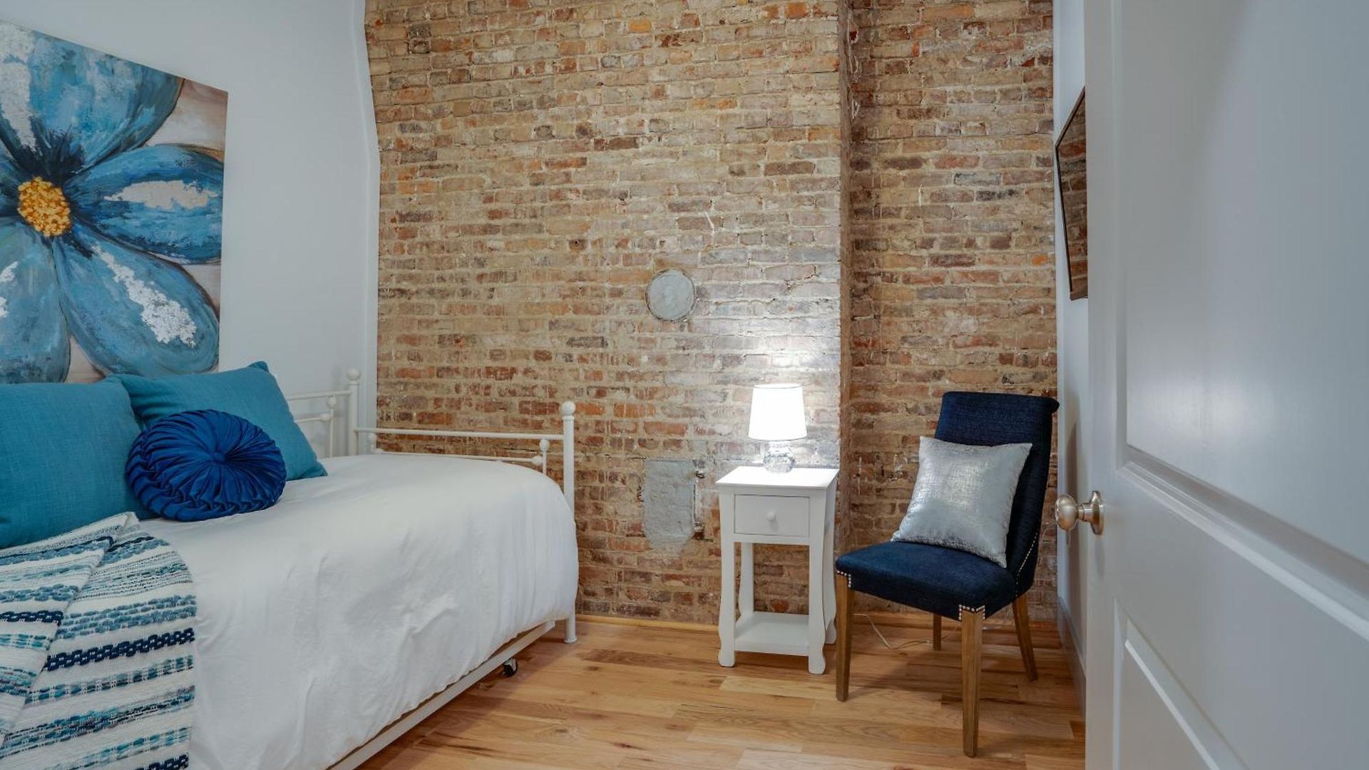 Apartment The Majestic Lofts *
