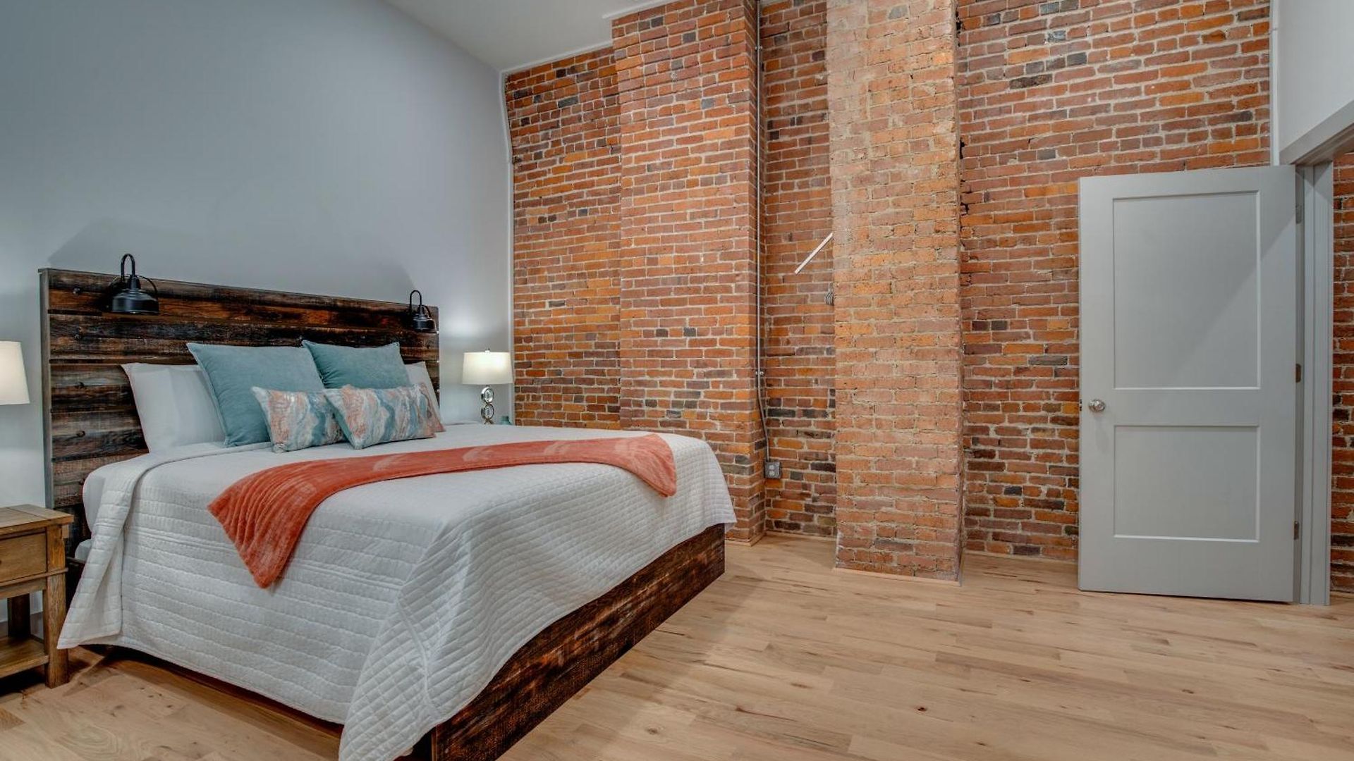 The Majestic Lofts Apartment Nashville