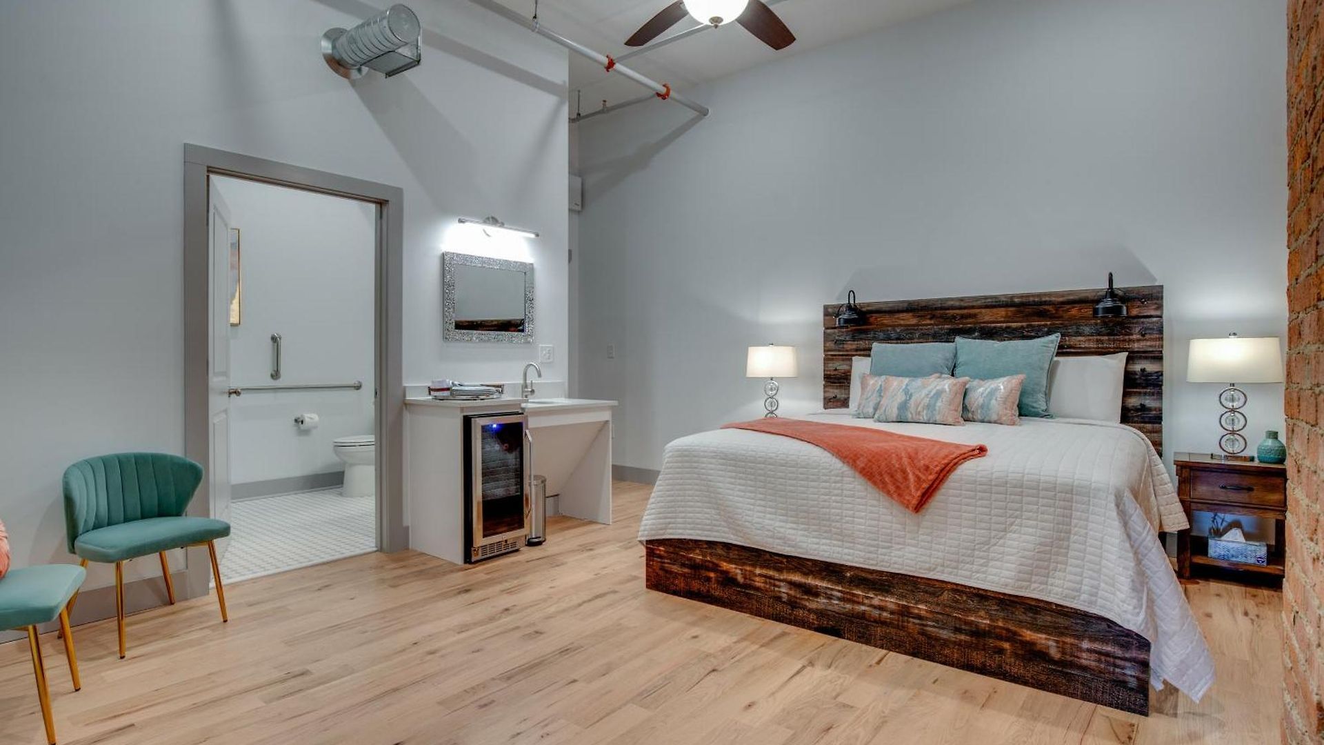 The Majestic Lofts Apartment