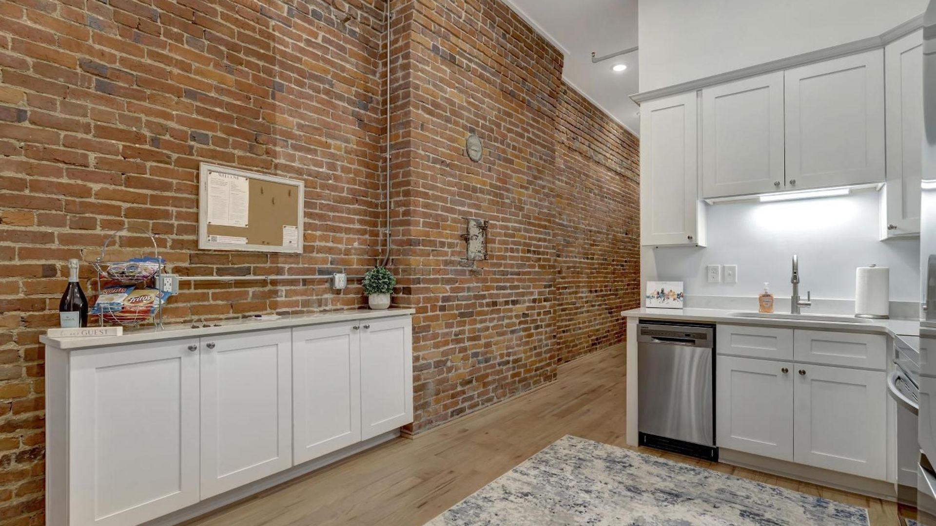 The Majestic Lofts *