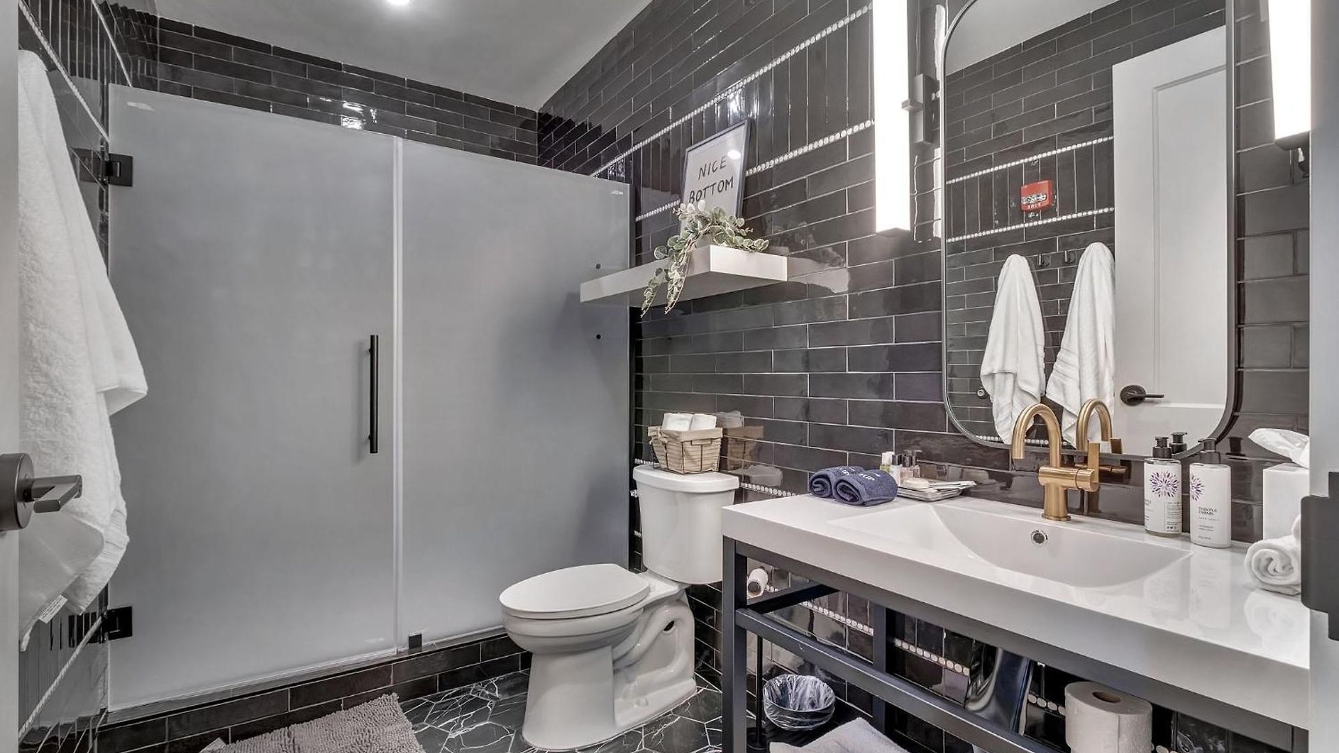 Lower Broadway 4br By Maddox Apartment *