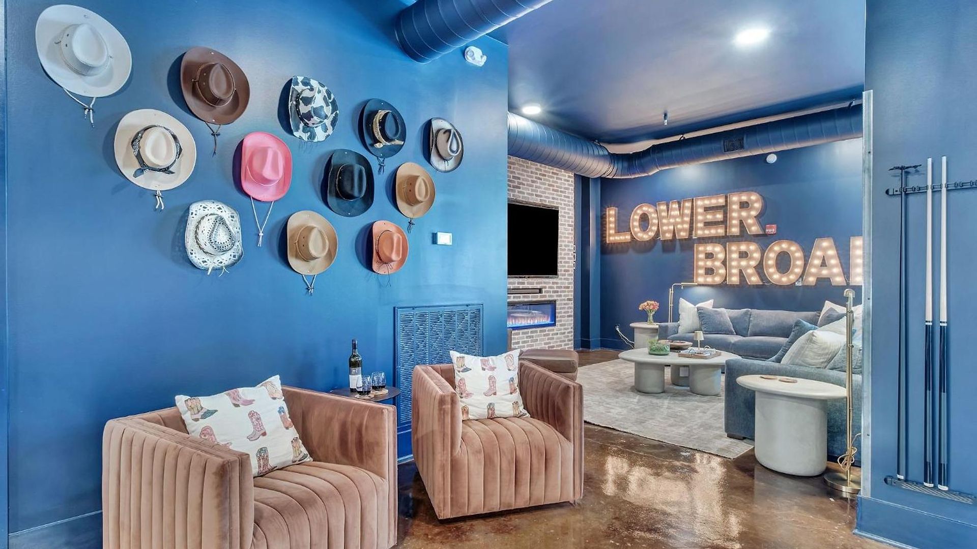 Apartment Lower Broadway 4br By Maddox Nashville