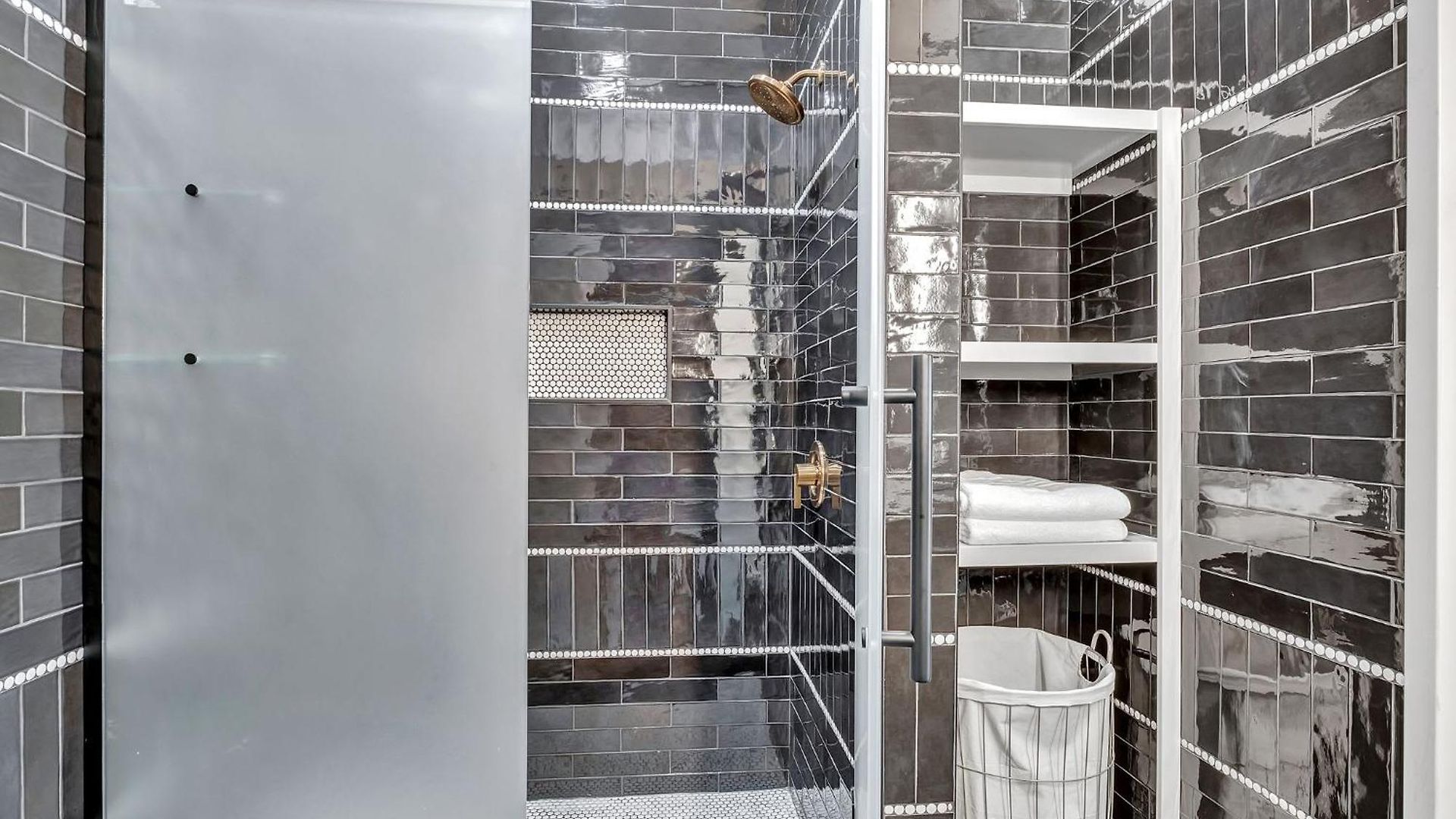 Apartment Elvis 4br By Maddox *