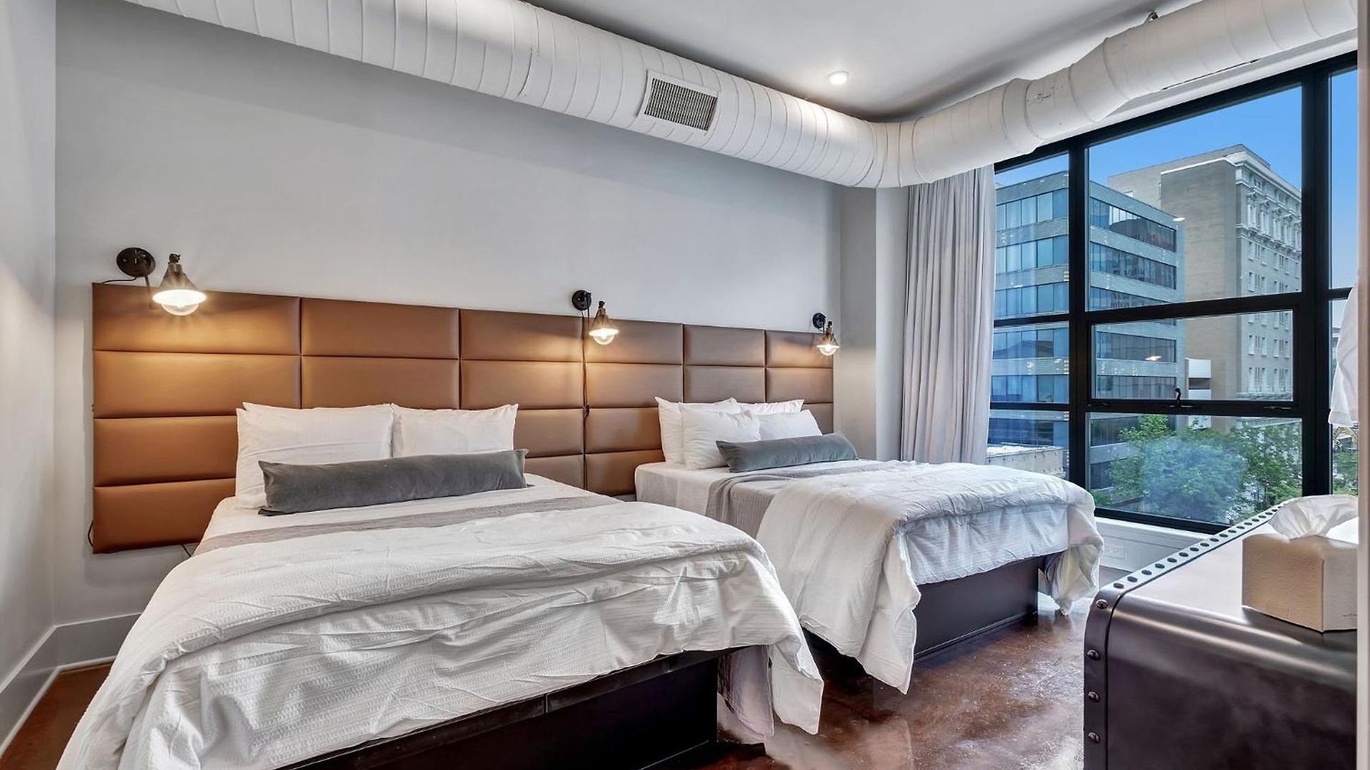 Elvis 4br By Maddox Apartment *