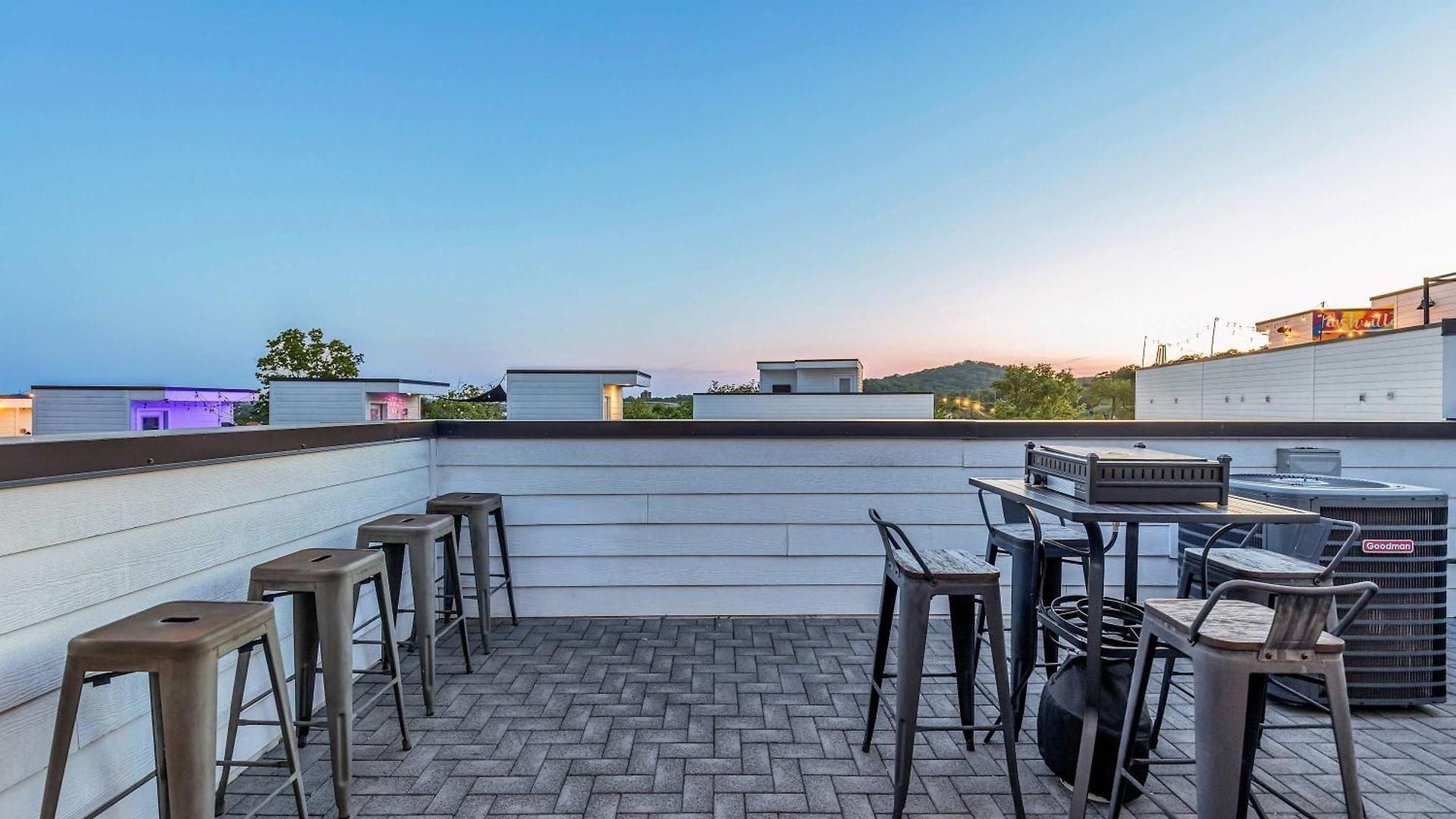 New Rooftop With Views Game Dt Nash *