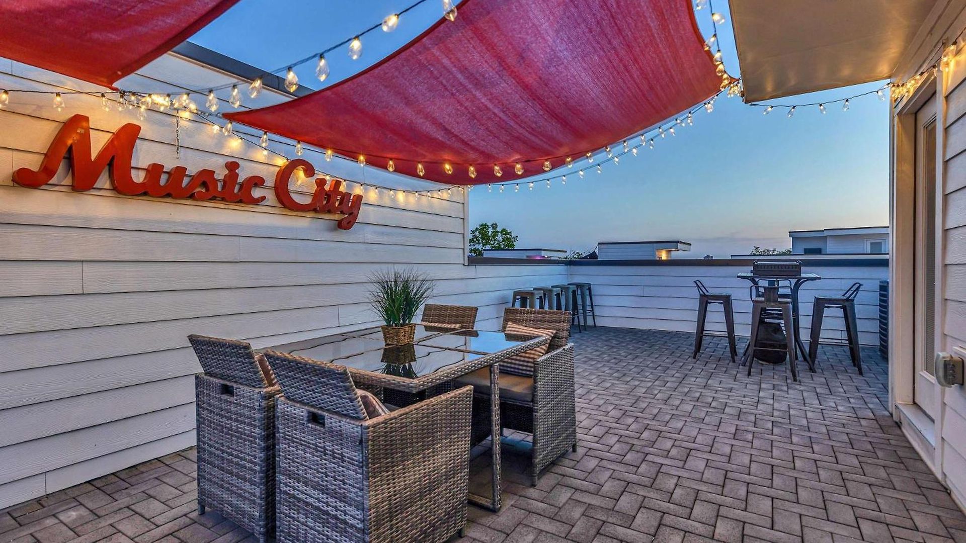 New Rooftop With Views Game Dt Nash Holiday home