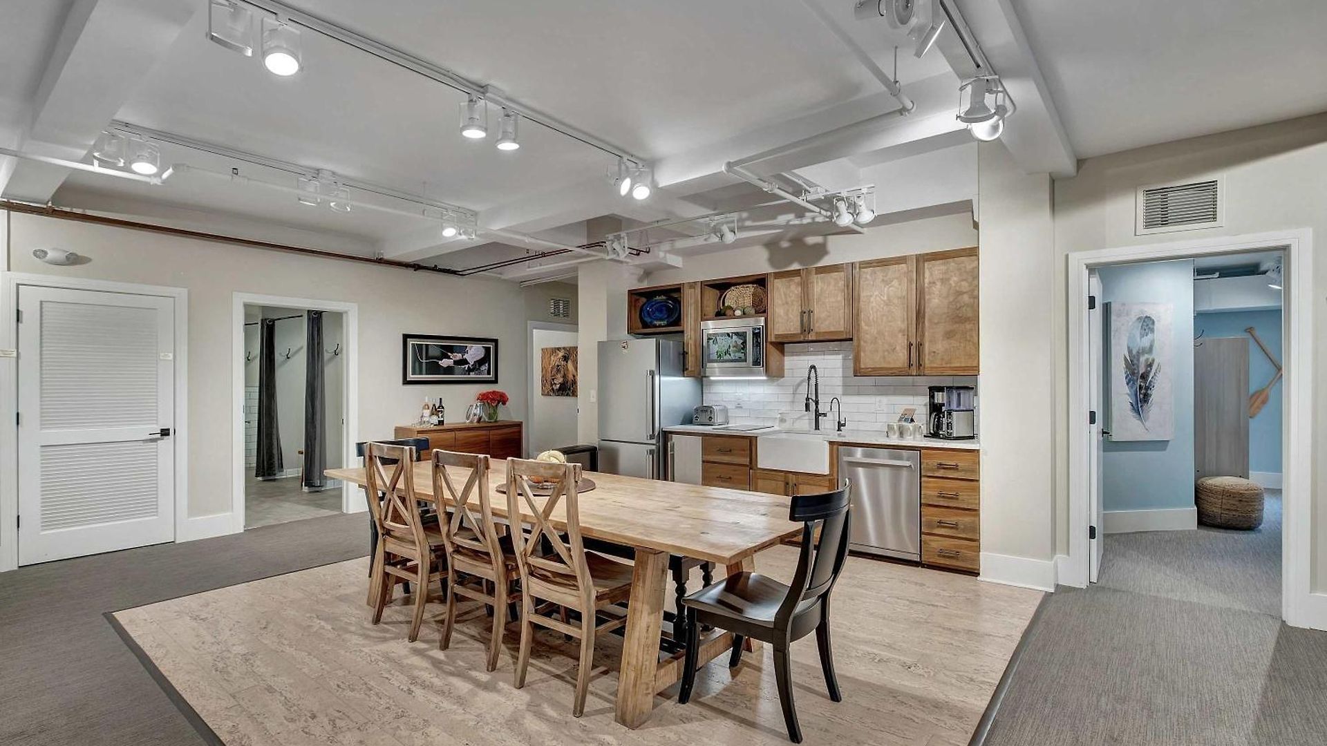 Rustic 6br By Maddox Apartment