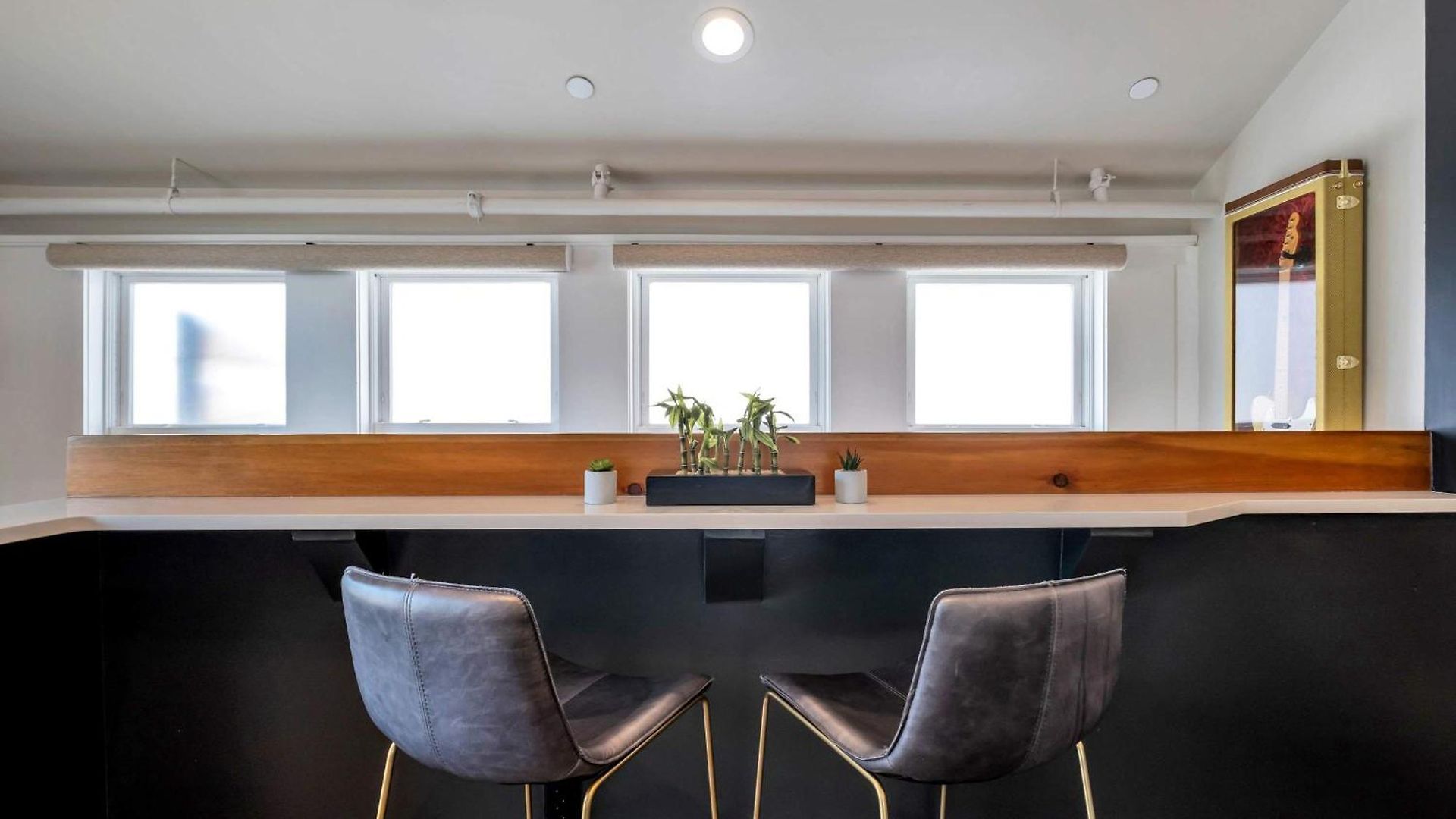 Skyline With Penthouse & Rooftop Deck 6br By Maddox Apartment Nashville