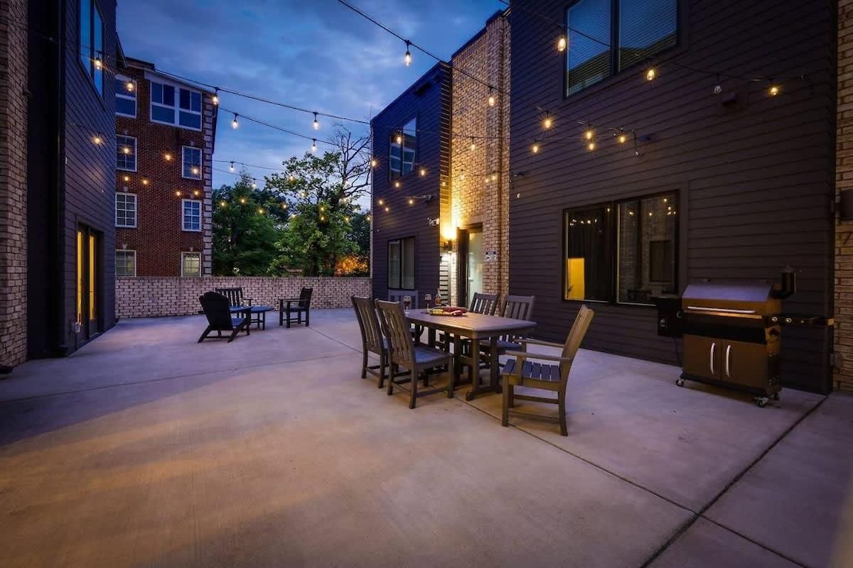 West End Oasis-new Building & Rooftop Views Holiday home *