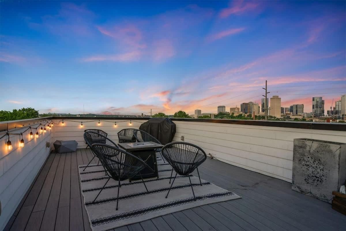 Haven With Gorgeous Skyline Views Holiday home *