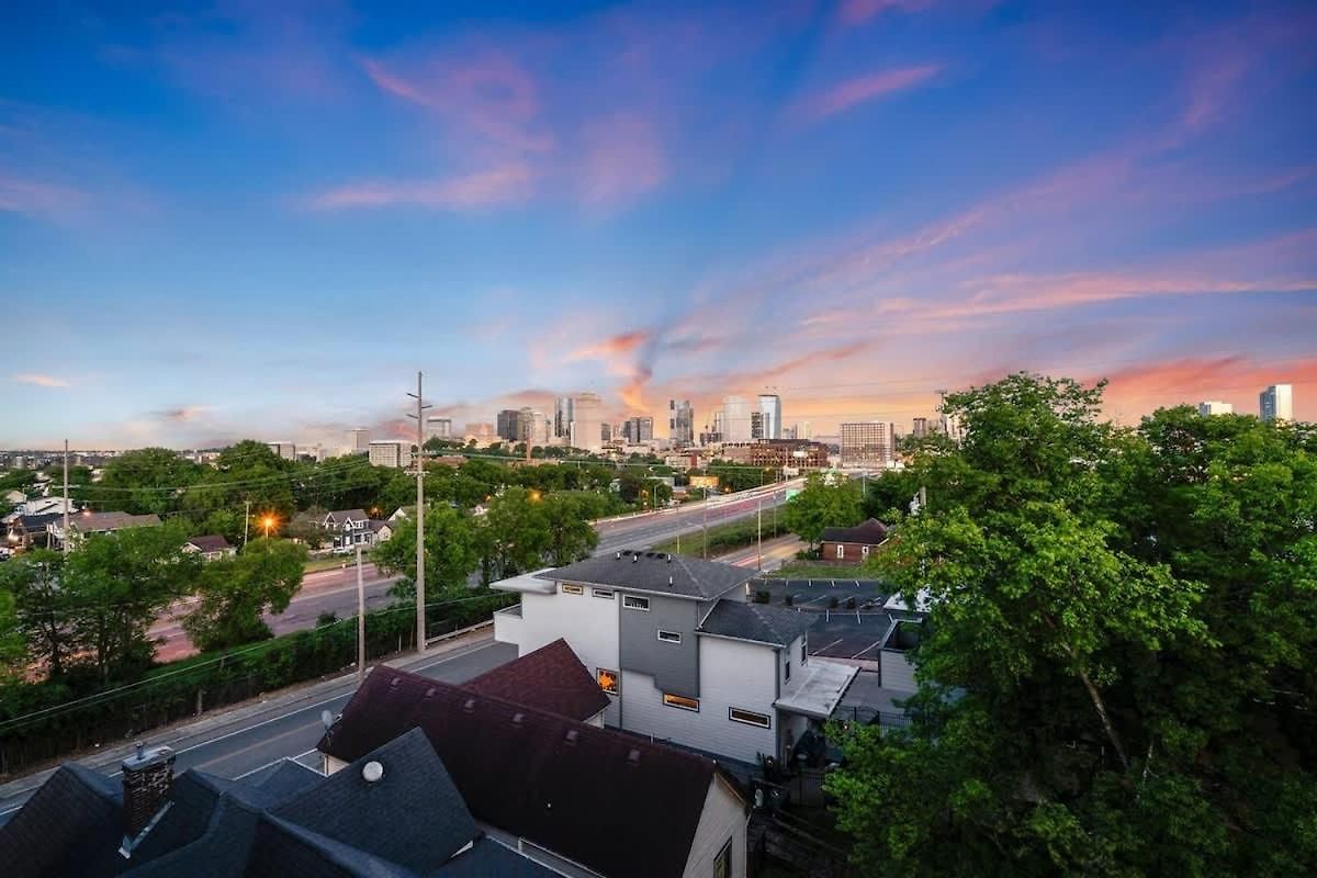 Perfect Place In - Unbeatable Views Nashville