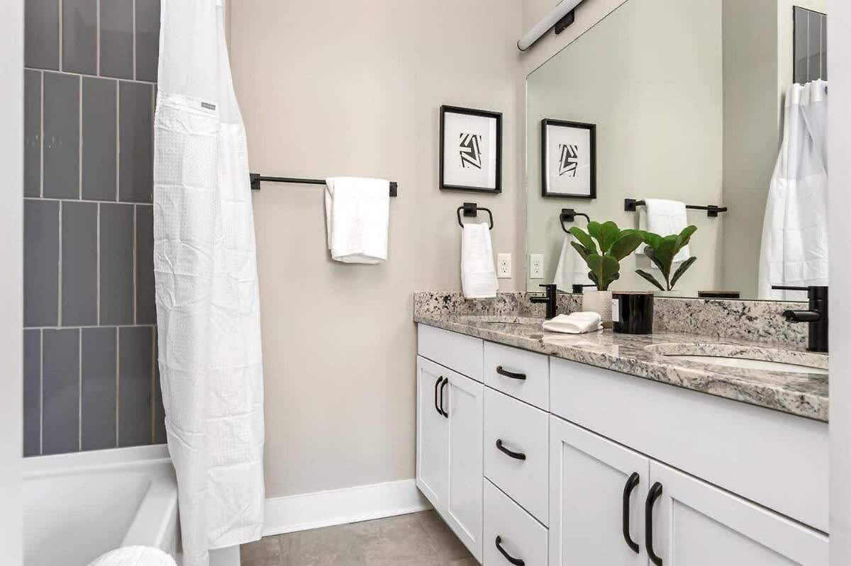 Gorgeous New Nash - Rooftop Views - Hot Tub Holiday home Nashville