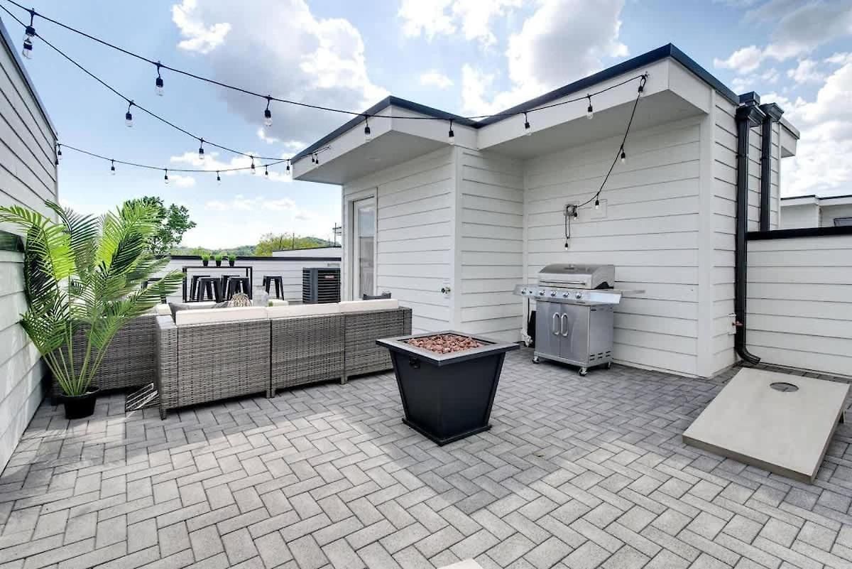 Private Rooftop Oasis - 2 Homes * Nashville