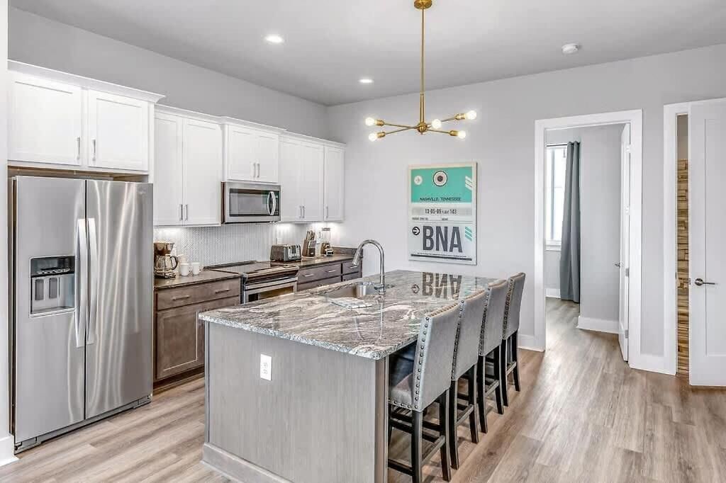 Spacious Nash For 12 Near Broadway * Nashville
