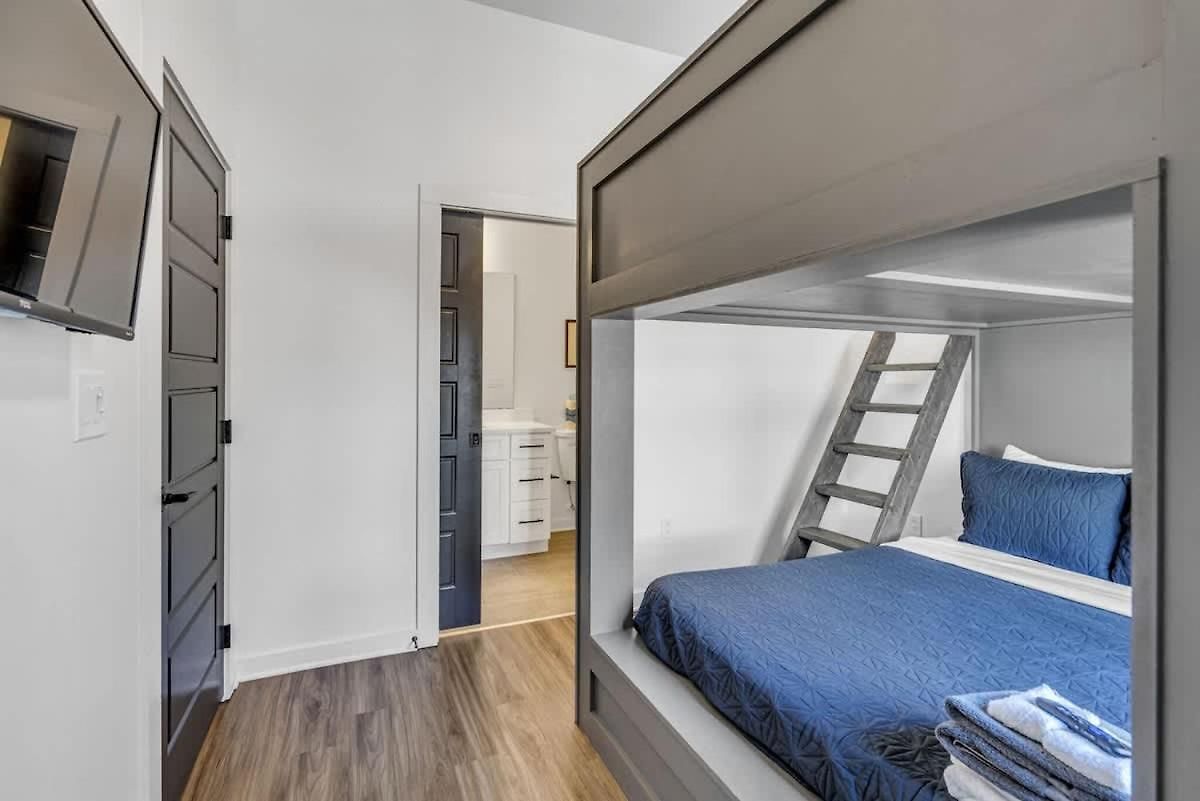 Holiday home Highland Station - Private Rooftop - Sleeps 14