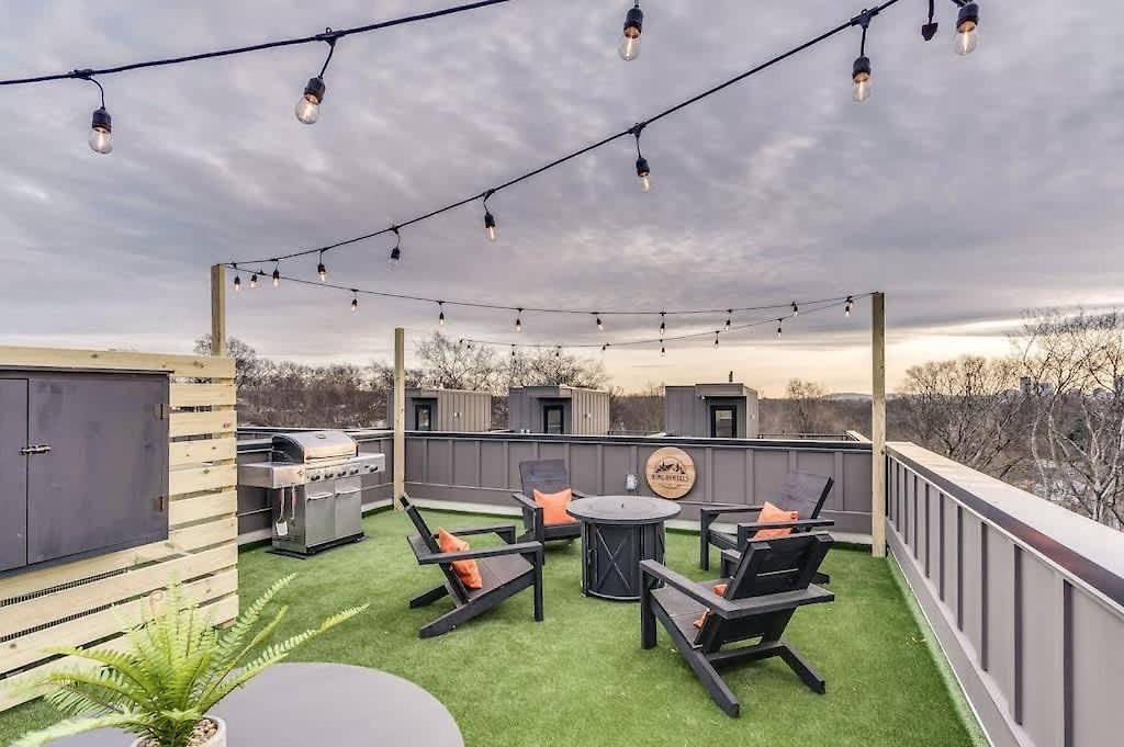 Holiday home Cozy House - Great Rooftop - Walks To Bars *