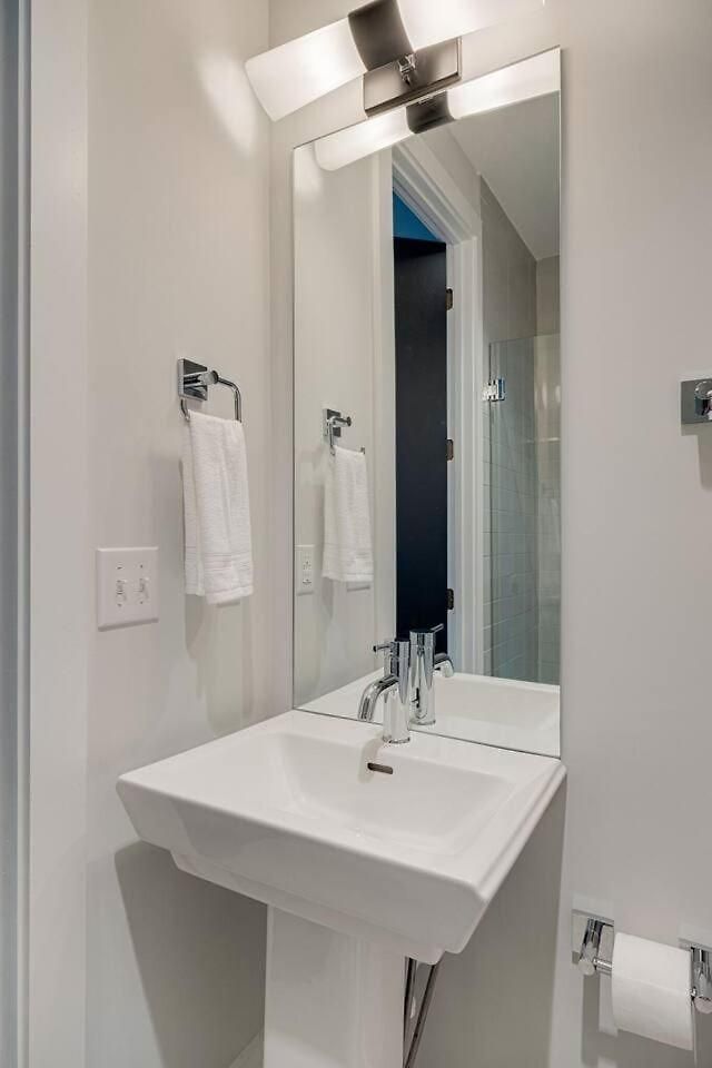 Two Large Homes Minutes To Downtown Holiday home *