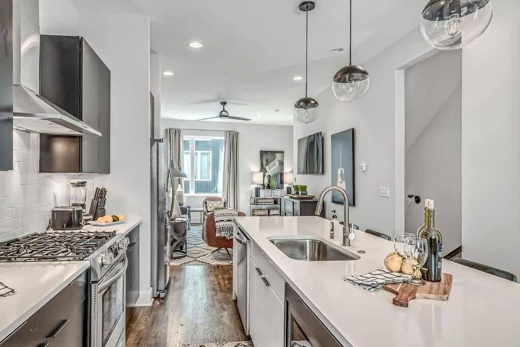 Holiday home Cowgirl's Hideaway-rooftop Patio- 2 Mi To Broadway