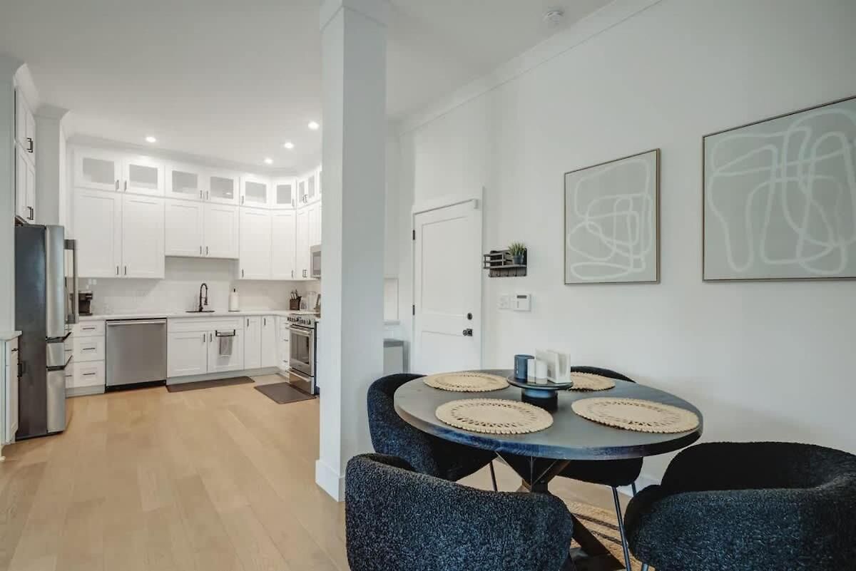 Sprawling Estate - Sleeps 16 Nashville