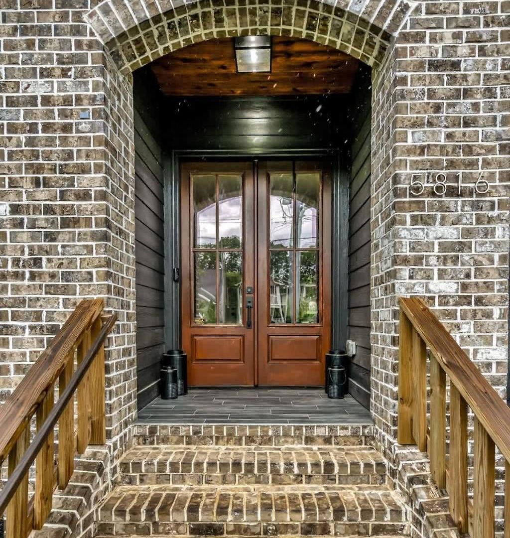 Sprawling Estate - Sleeps 16